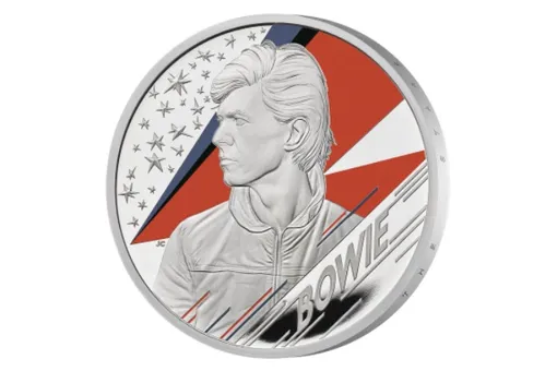 Серебряная монета с изображением Дэвида Боуи побывала в космосе