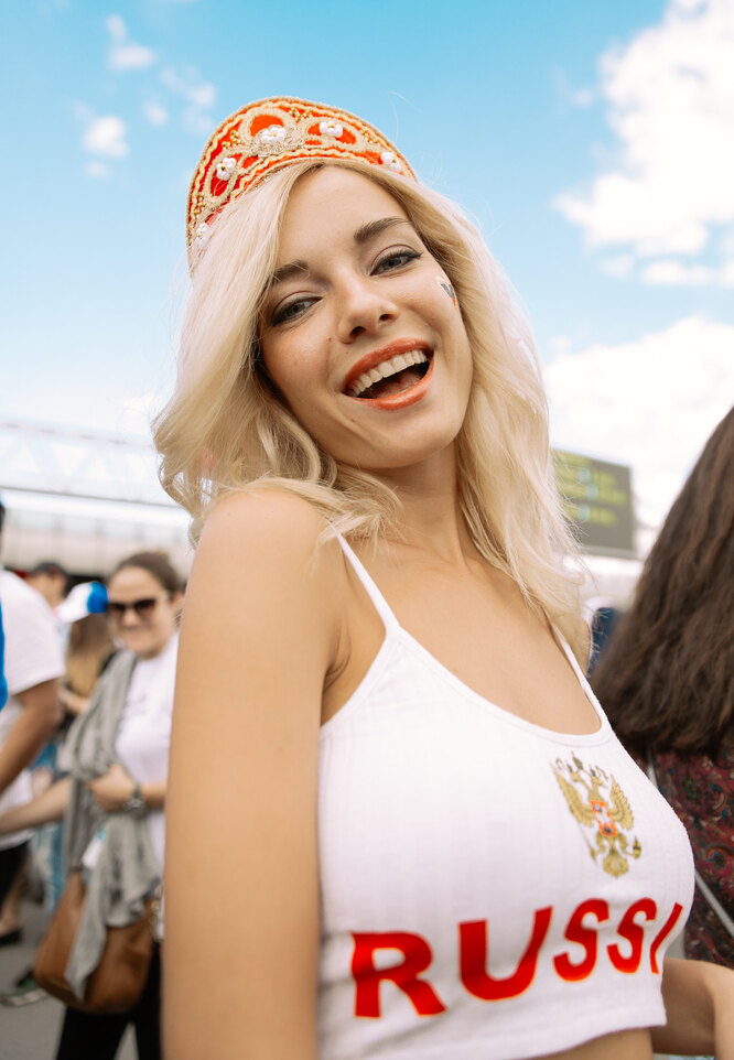 Болельщицы ЧМ 2018