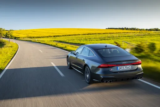 Мягкая сила: Audi S7 — автомобиль, способный в себя влюбить