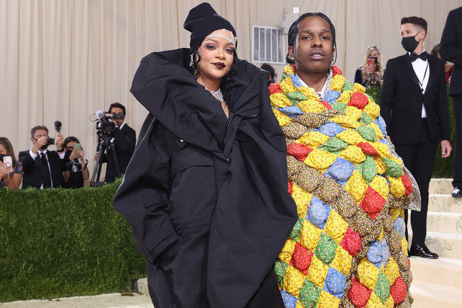 «Прабабушка сходила на Met Gala»: женщина узнала в наряде A$AP Rocky одеяло, сшитое прабабушкой