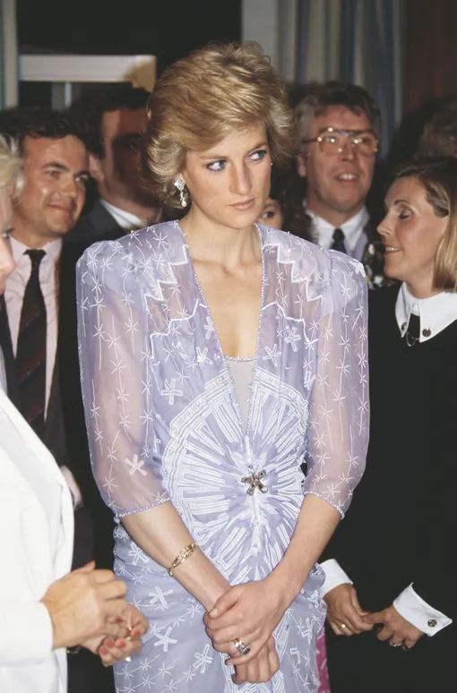 Принцесса Диана в платье Зандры Роудс, 1989