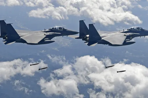 Южная Корея открыла предупредительный огонь из-за российского самолета