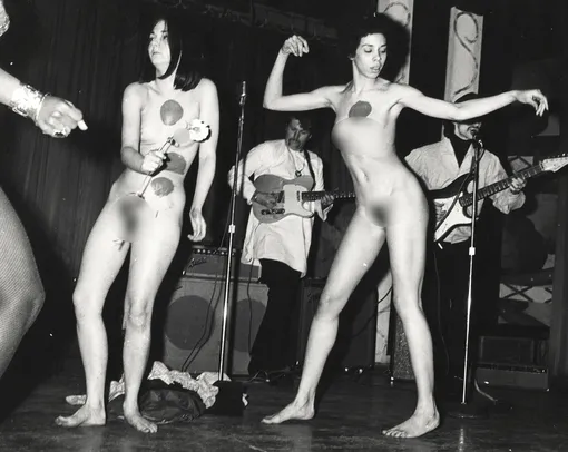 Участницы фестиваля-перформанса Body Festival, организованного Яеи Кусамой в Нью-Йорке в 1967 году