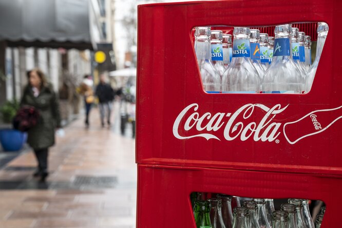 Глава Coca-Cola допустил полный уход компании с российского рынка Глава Coca-Cola допустил полный уход компании с российского рынка