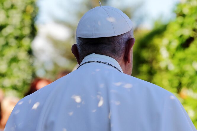 Ватикан криминализировал сексуальное насилие над взрослыми со стороны священников и мирян, занимающих церковные должности