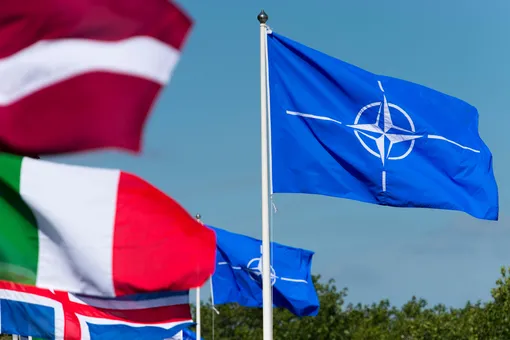 Россия приостановит работу своего представительства при НАТО. Информбюро альянса в Москве также закроют