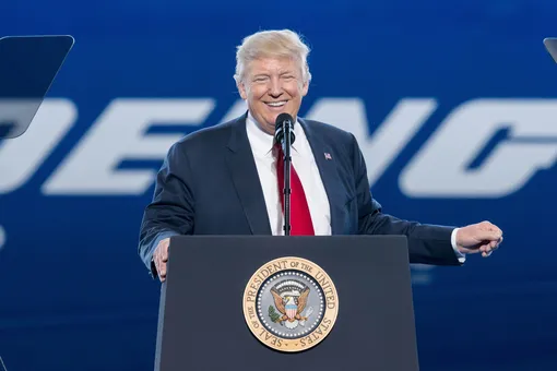 Дональд Трамп подписал закон GENIUS Act о стейблкоинах Дональд Трамп подписал закон GENIUS Act о стейблкоинах