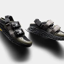 Snow Peak и New Balance выпустили аутдор-сандалии — идеальную обувь для активного летнего отдыха