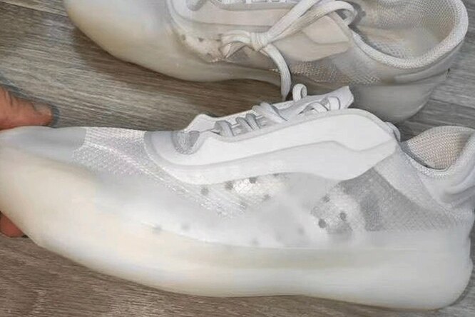 Prada и adidas готовят новую коллаборацию Prada и adidas готовят новую коллаборацию