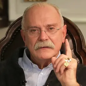 Никита Михалков высказался насчет триумфа «Аноры» на «Оскаре» Никита Михалков высказался насчет триумфа «Аноры» на «Оскаре»