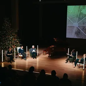 Как читать текст в век клипового мышления: в Москве прошла встреча о литературе и технологиях