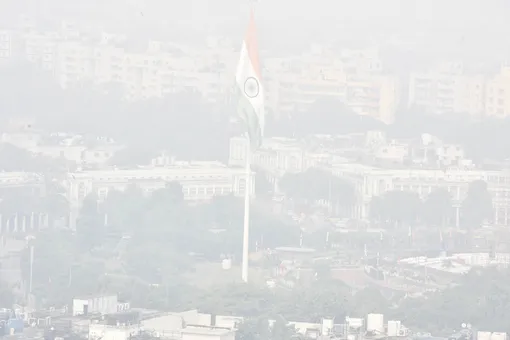Загрязнение воздуха в столице Индии достигло «невыносимого уровня»