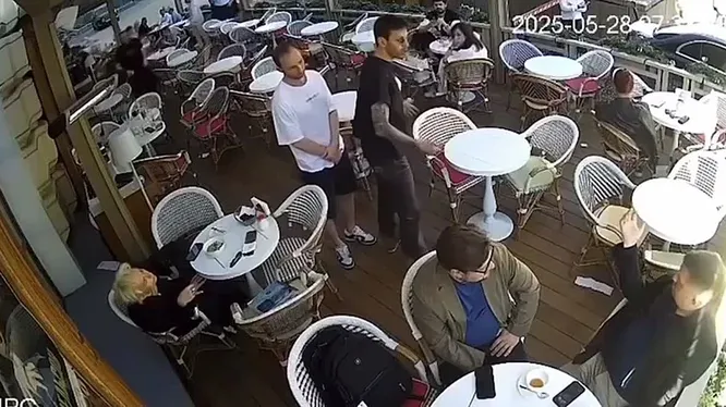 Смотреть