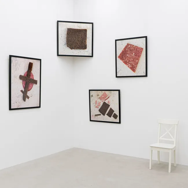 Куда сходить в выходные: премьеры, хоровая классика и дизайн как чувственный опыт