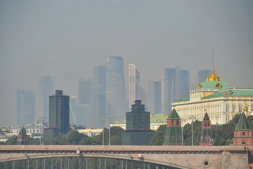 В Москву вернулись смог и запах гари от рязанских лесных пожаров