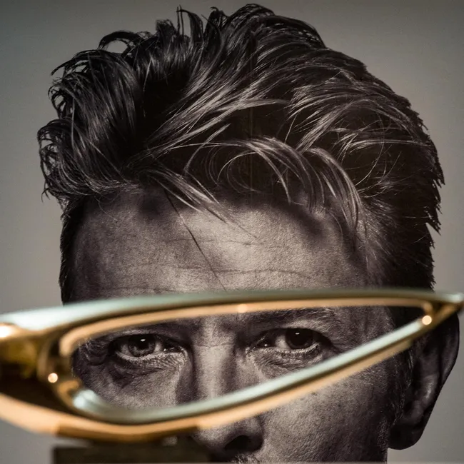 От Дэвида Боуи до BTS: 7 неожиданных коллекционеров современного искусства