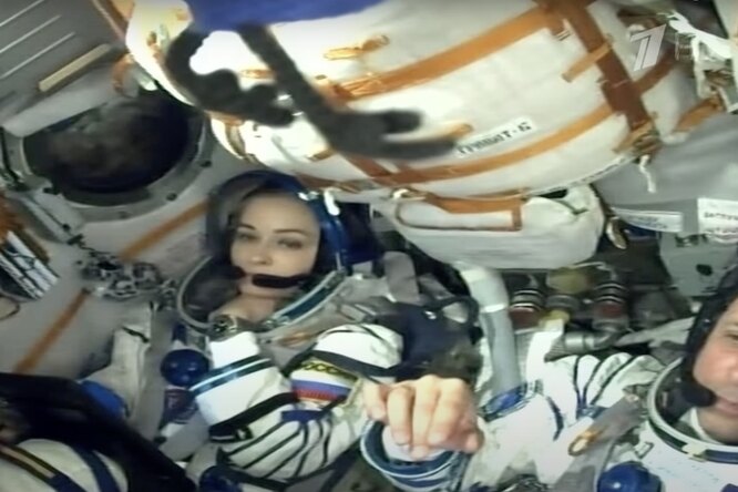 Корабль для съемок первого в мире фильма в космосе стартовал с Байконура к МКС Корабль для съемок первого в мире фильма в космосе стартовал с Байконура к МКС