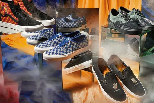Стала известна дата начала продаж коллекции Vans, посвященной Гарри Поттеру Стала известна дата начала продаж коллекции Vans, посвященной Гарри Поттеру