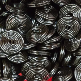 В США мужчина умер из-за того, что ел слишком много конфет с лакрицей