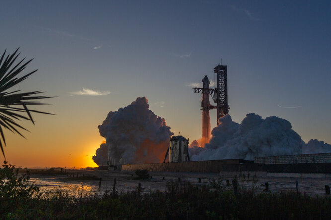 Второй тестовый запуск самой мощной в мире ракеты от SpaceX закончился неудачей. В NASA назвали результаты испытания «прогрессом»