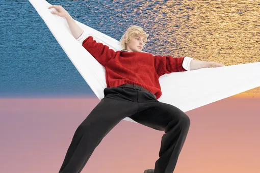 «Я хотел проводить время с девочкой из театральной студии — так и стал актером»: Антон Рогачев — о пути в профессию, любви к кино и мечте