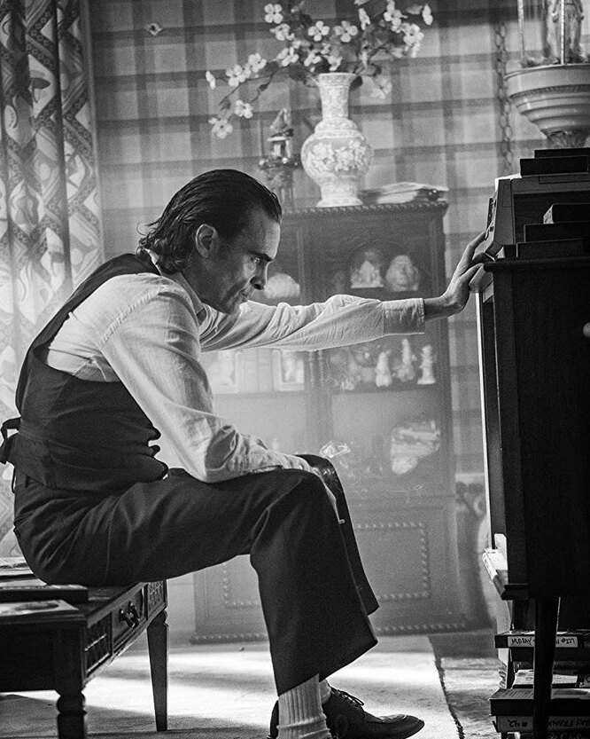 Хоакин Феникс в «Джокере» Хоакин Феникс в «Джокере»
