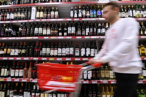 В России может подорожать зарубежный алкоголь. Импортеры сообщили о повышении цен