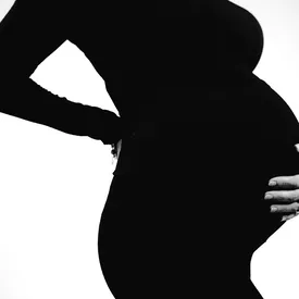 В Китае женщина родила троих детей, чтобы избежать тюрьмы