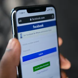 Facebook* анонсировал аналог Clubhouse, подкасты и аудиоклипы Facebook* анонсировал аналог Clubhouse, подкасты и аудиоклипы