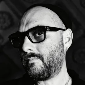 Кирилл Серебренников получил премию «Золотая маска» Кирилл Серебренников получил премию «Золотая маска»