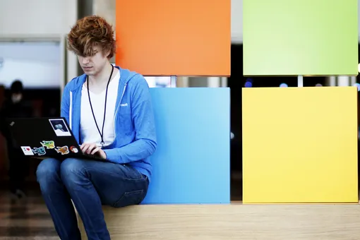 В Microsoft случился «почтовый апокалипсис»: 11 тысяч сотрудников попали в рассылку, где все отвечали всем В Microsoft случился «почтовый апокалипсис»: 11 тысяч сотрудников попали в рассылку, где все отвечали всем