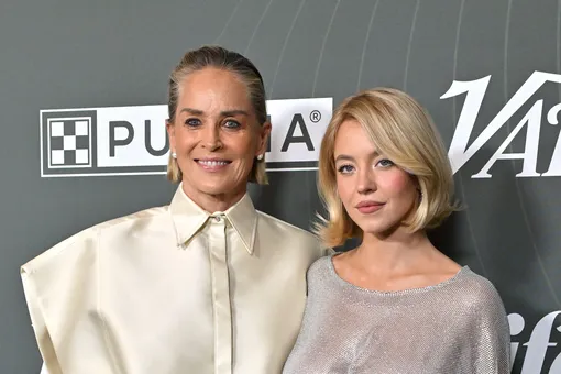 Шэрон Стоун поддержала Сидни Суини после волны хейта из-за рекламной кампании джинсов Шэрон Стоун поддержала Сидни Суини после волны хейта из-за рекламной кампании джинсов