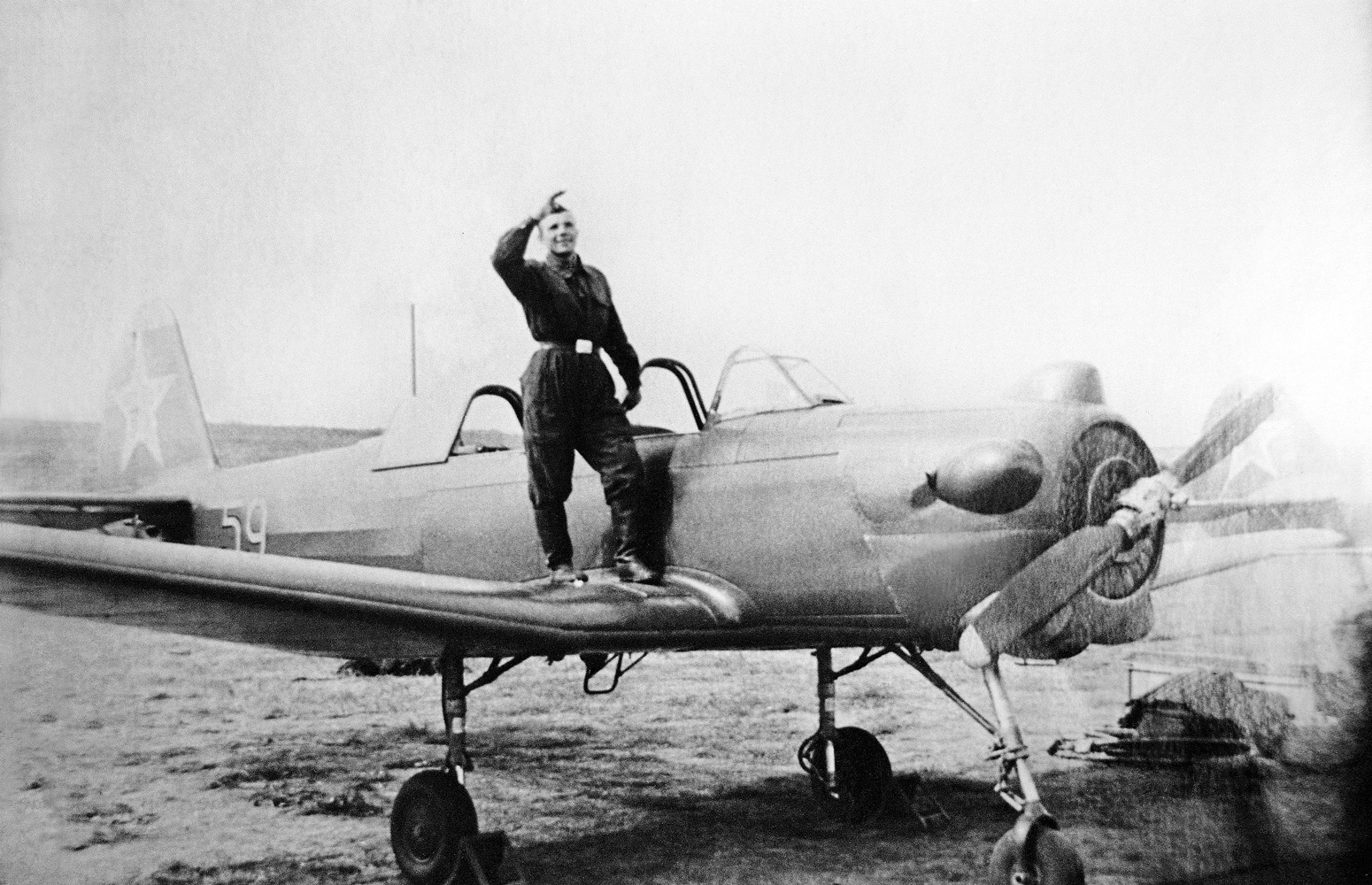 Первый самолет юрия гагарина